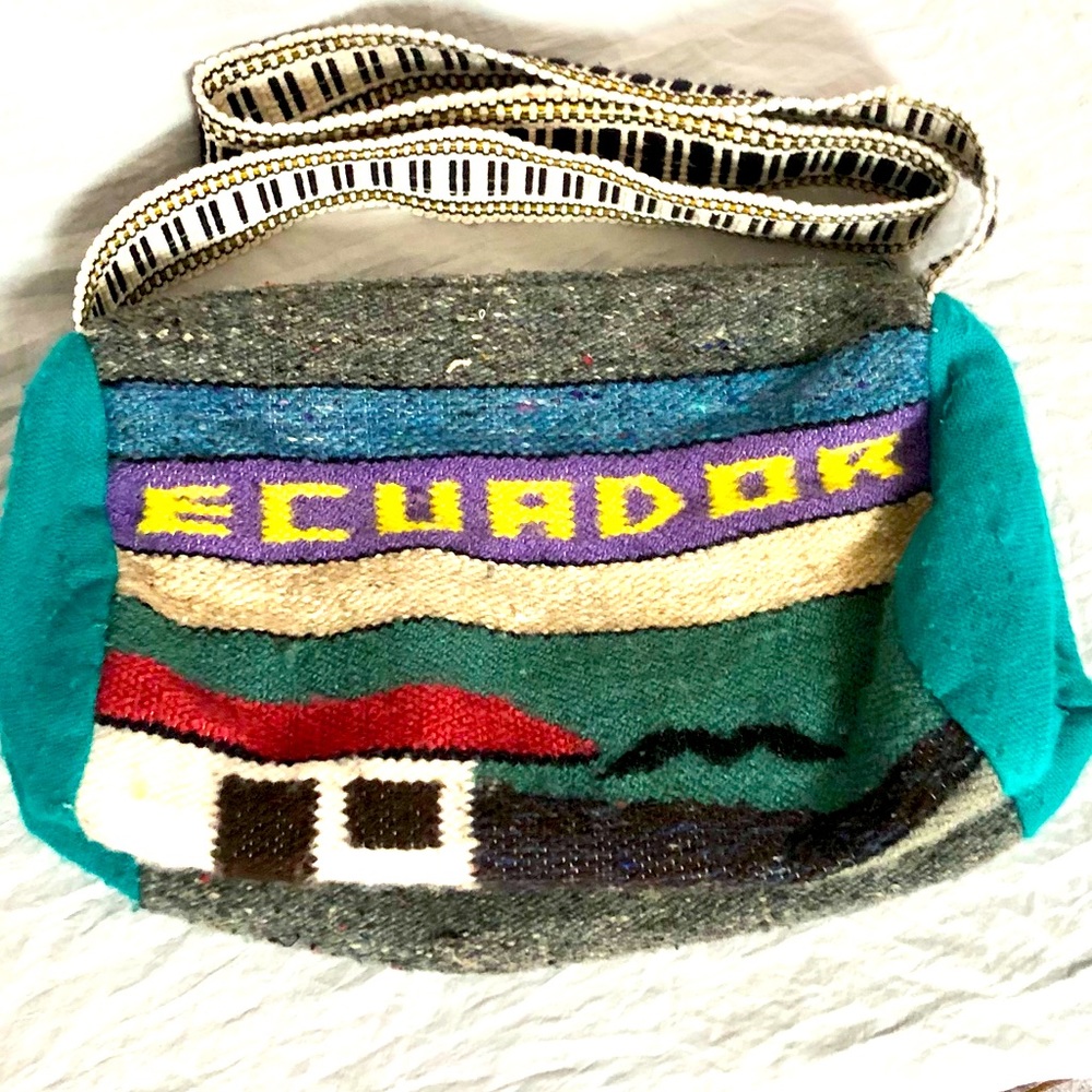 PURSE SOUTH AMERICAN handmade Woven Wool purse size 8x8 used excellent cond